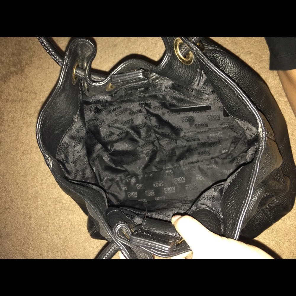 Authentic Michael Kors purse - Picture 4 of 4
